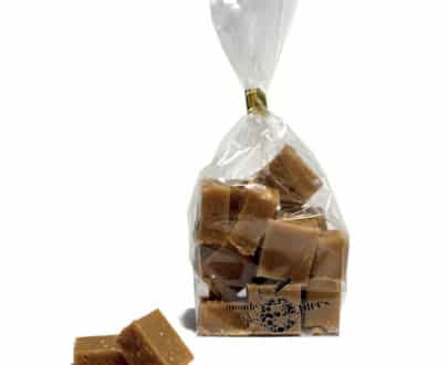 Un paquet de caramels salés faits par Le Monde Des Epices